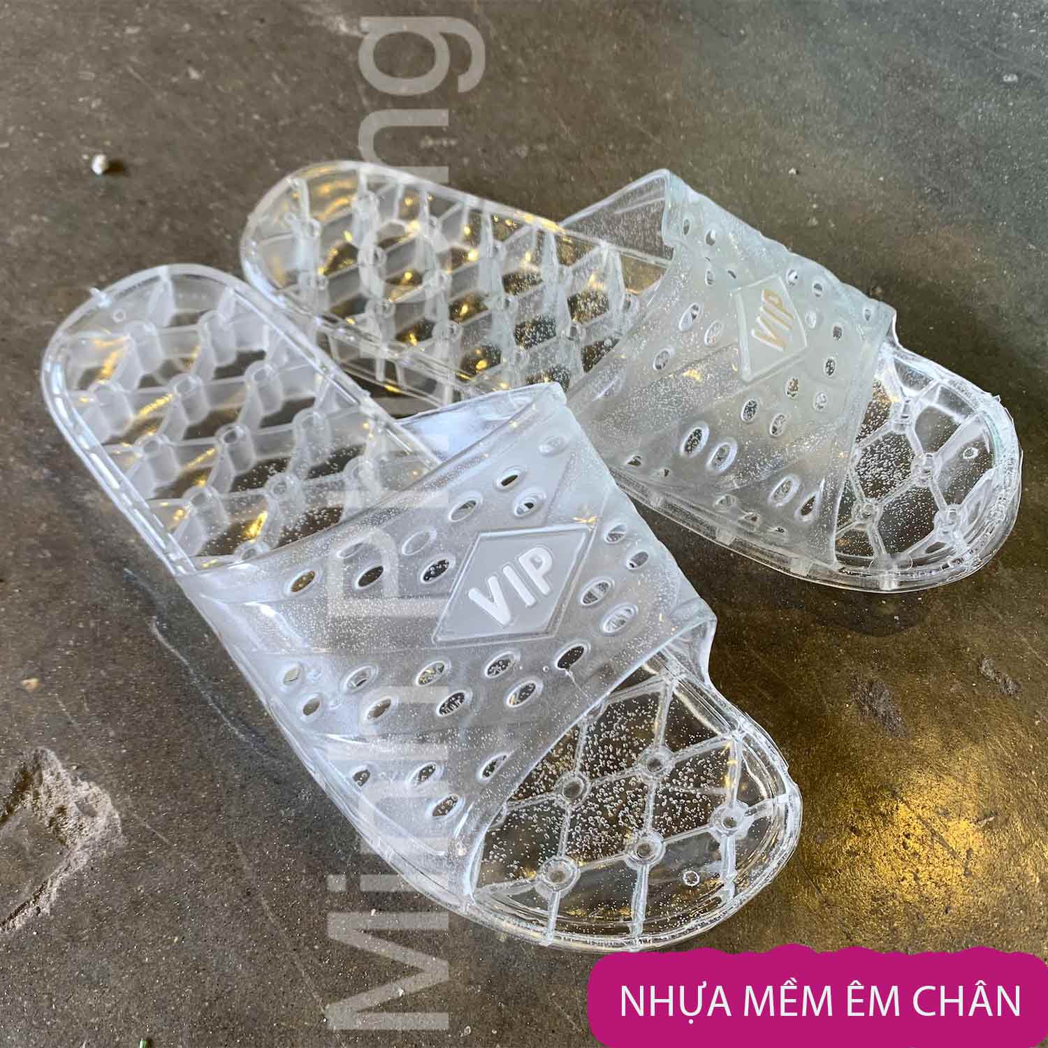 Dép Vip Nhựa Trong mang trong nhà Minh Phương